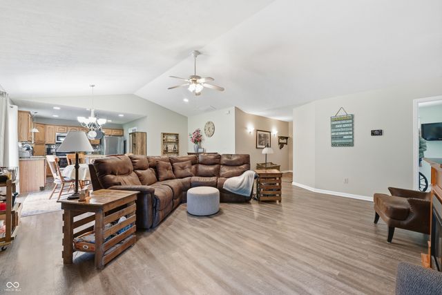 947 E Pueblo Trail, Greensburg, IN 47240