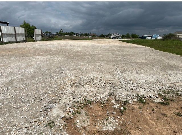 3461 Road 5725, Cleveland, TX 77327