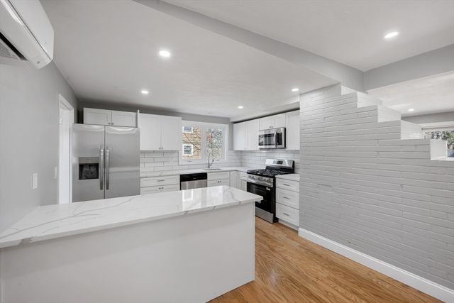 109 Hastings St, Framingham, MA 01701