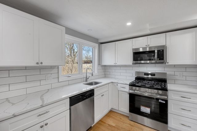 109 Hastings St, Framingham, MA 01701