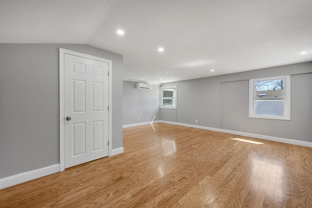 109 Hastings St, Framingham, MA 01701