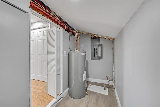 109 Hastings St, Framingham, MA 01701