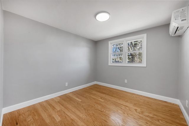 109 Hastings St, Framingham, MA 01701