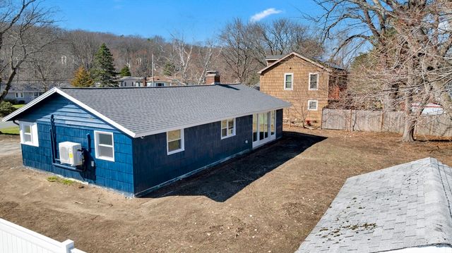 109 Hastings St, Framingham, MA 01701