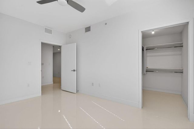 196 SE 4th Terrace K-1, Pompano Beach, FL 33060