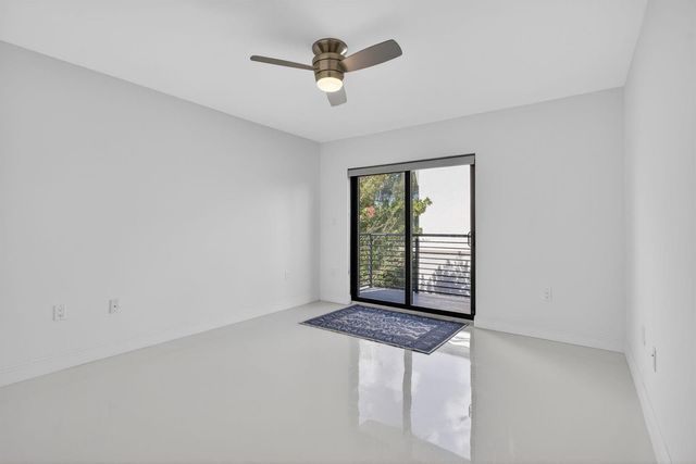 196 SE 4th Terrace K-1, Pompano Beach, FL 33060