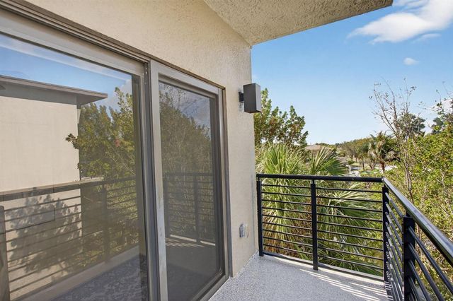 196 SE 4th Terrace K-1, Pompano Beach, FL 33060