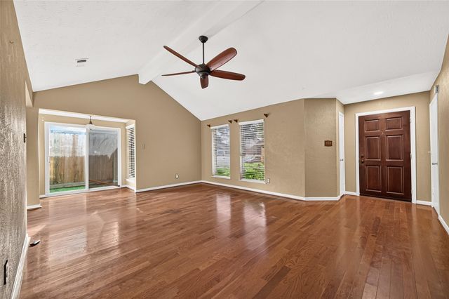 3811 Suttonford Drive, Houston, TX 77066