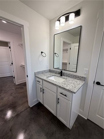 82 W Watson Lane, Farmington, AR 72730