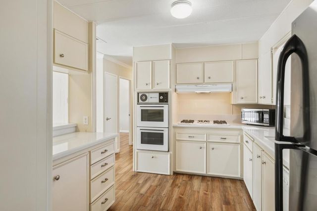 291 Juniper Drive, Palm Springs, CA 92264