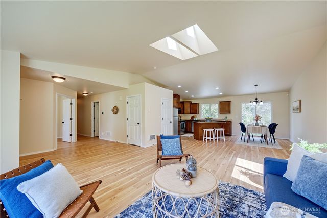 5263 SE Morning Mist Road SE, Port Orchard, WA 98366