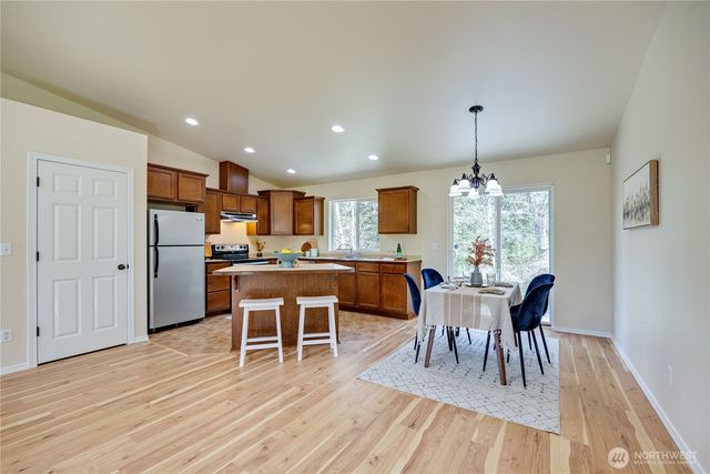 5263 SE Morning Mist Road SE, Port Orchard, WA 98366