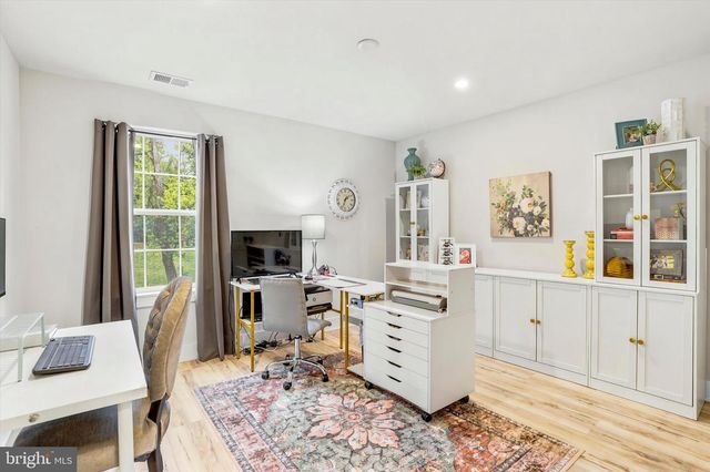 120 IVY MILLS RD, Glen Mills, PA 19342