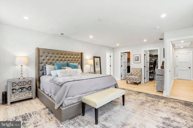 120 IVY MILLS RD, Glen Mills, PA 19342