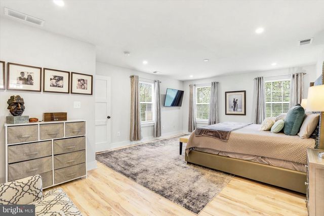 120 IVY MILLS RD, Glen Mills, PA 19342