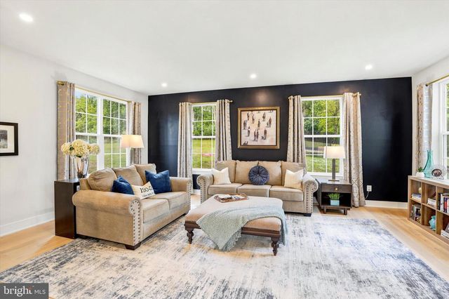 120 IVY MILLS RD, Glen Mills, PA 19342