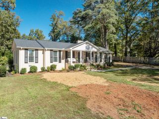 39 Clarendon Avenue, Greenville, SC 29609
