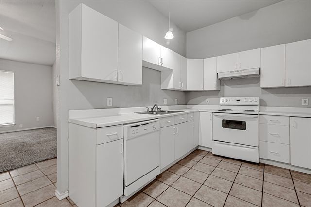 214 Joshua Boulevard, Joshua, TX 76058