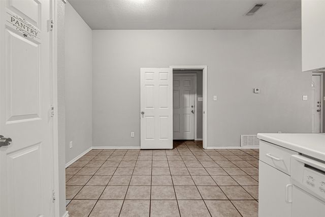 214 Joshua Boulevard, Joshua, TX 76058