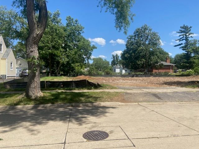 451 S Garfield Terrace, Lombard, IL 60148