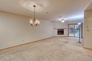 18275 Brookfield Lake DRIVE #Unit 93, Brookfield, WI 53045