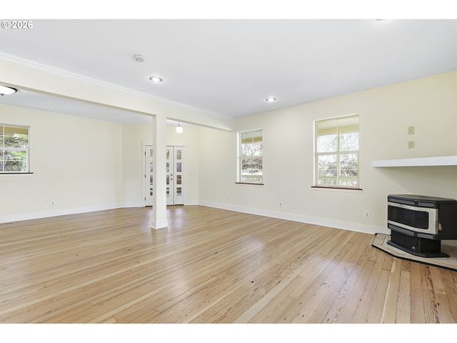 16111 S REDLAND Rd, Oregon City, OR 97045