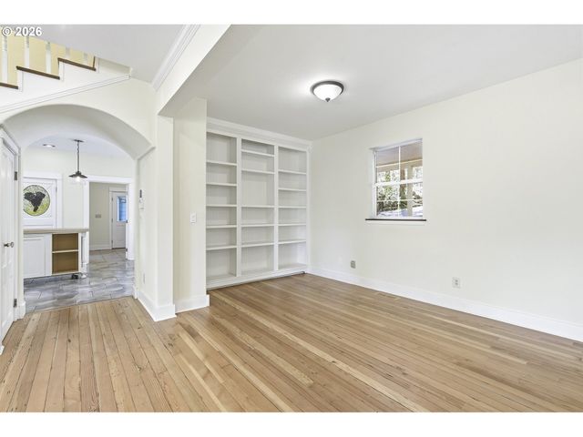 16111 S REDLAND Rd, Oregon City, OR 97045