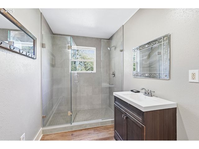 16111 S REDLAND Rd, Oregon City, OR 97045