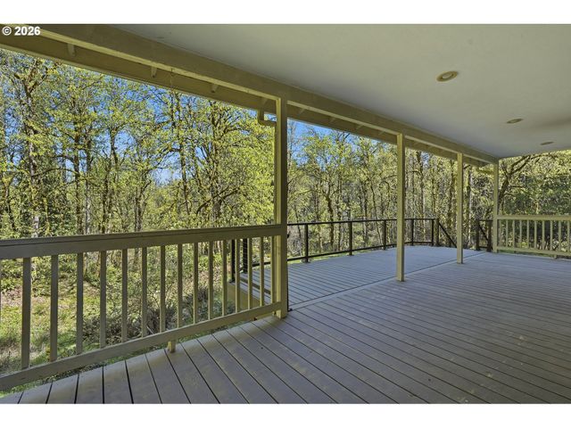 16111 S REDLAND Rd, Oregon City, OR 97045