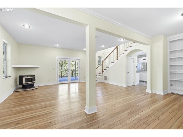 16111 S REDLAND Rd, Oregon City, OR 97045