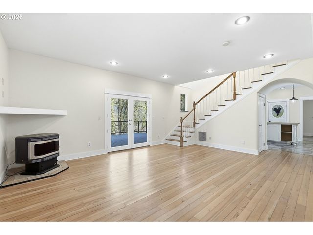 16111 S REDLAND Rd, Oregon City, OR 97045