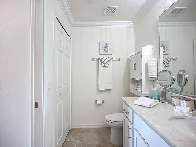 920 TIDEWATER SHORES LOOP 205, Bradenton, FL 34208