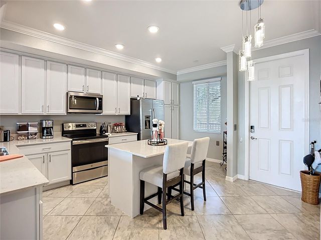 920 TIDEWATER SHORES LOOP 205, Bradenton, FL 34208