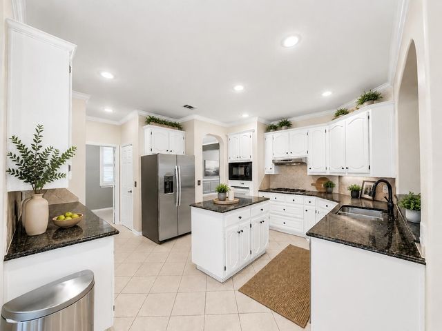 7113 Fieldstone Drive, Frisco, TX 75034