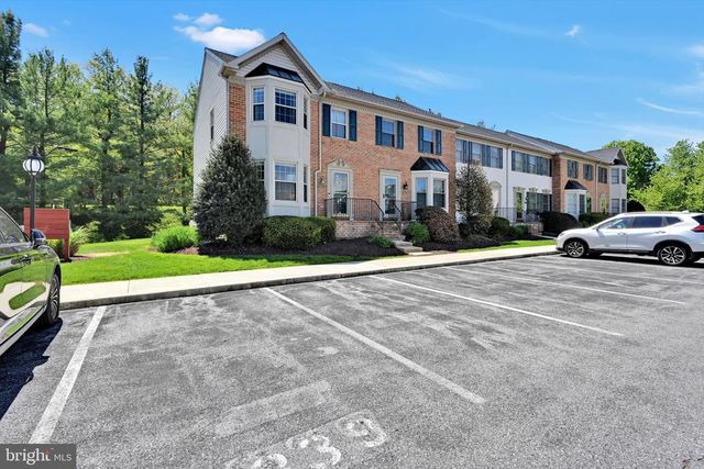 339 COBBLESTONE LN, Lancaster, PA 17601