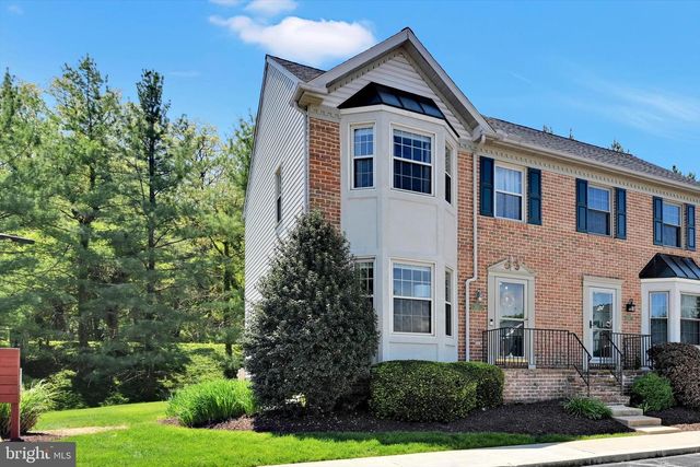 339 COBBLESTONE LN, Lancaster, PA 17601