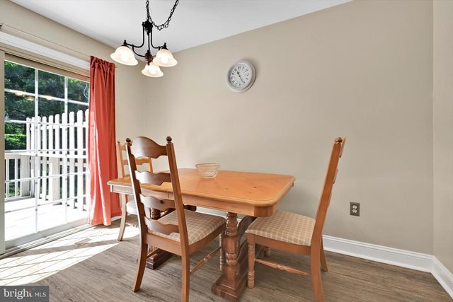 339 COBBLESTONE LN, Lancaster, PA 17601