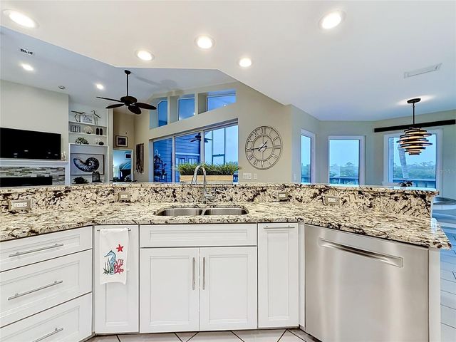 2021 NORTH POINTE ALEXIS DRIVE, Tarpon Springs, FL 34689