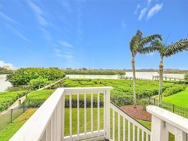 2021 NORTH POINTE ALEXIS DRIVE, Tarpon Springs, FL 34689