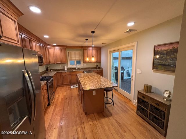 14 Willow Way, Sea Bright, NJ 07760