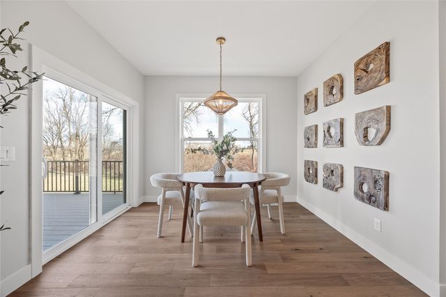 3526 Reed Road, Hiawatha, IA 52302