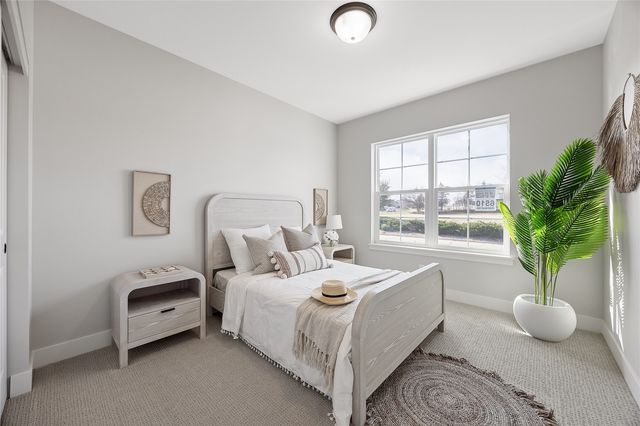 3526 Reed Road, Hiawatha, IA 52302