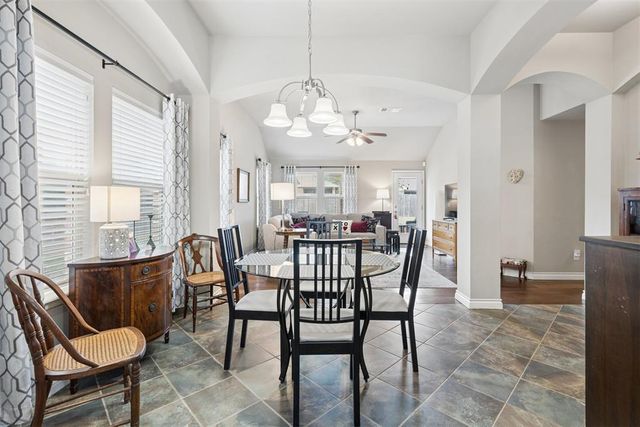 915 Ringwood Street, Norman, OK 73069