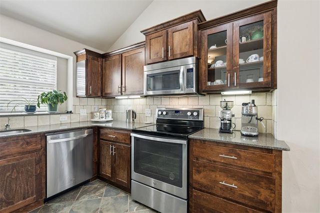 915 Ringwood Street, Norman, OK 73069