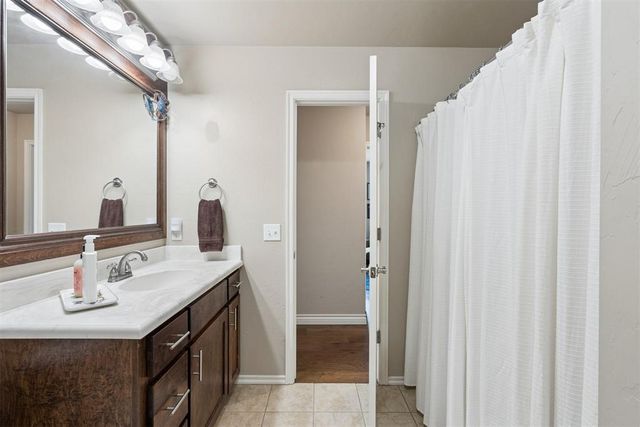 915 Ringwood Street, Norman, OK 73069