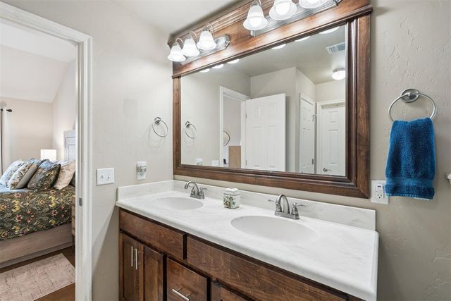 915 Ringwood Street, Norman, OK 73069