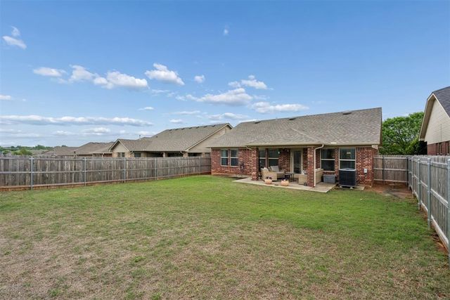 915 Ringwood Street, Norman, OK 73069