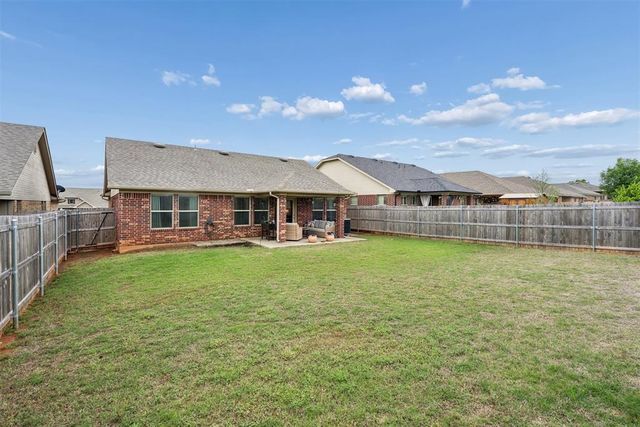 915 Ringwood Street, Norman, OK 73069