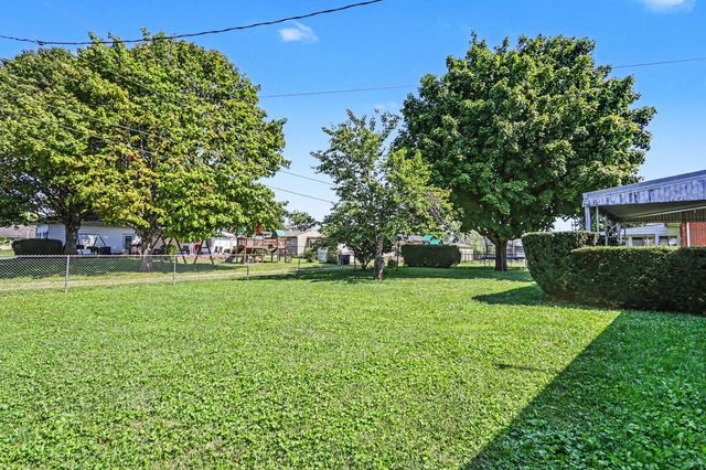 320 Peggy Lane, Ashville, OH 43103