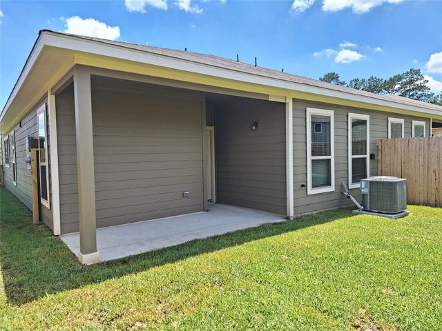 9896 Grosbeak Lane, Magnolia, TX 77354